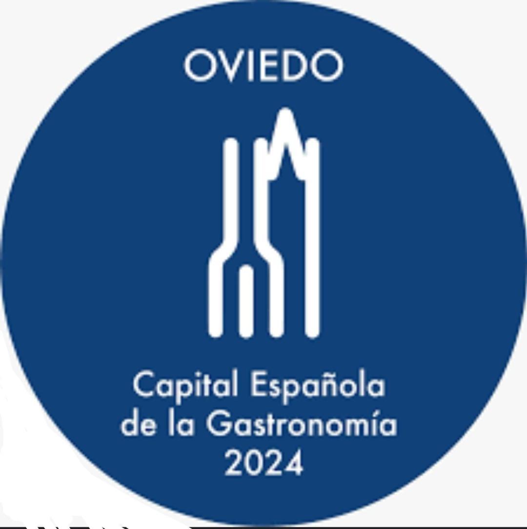 Alojamiento Oviedo 2 Con Parking Exterior photo